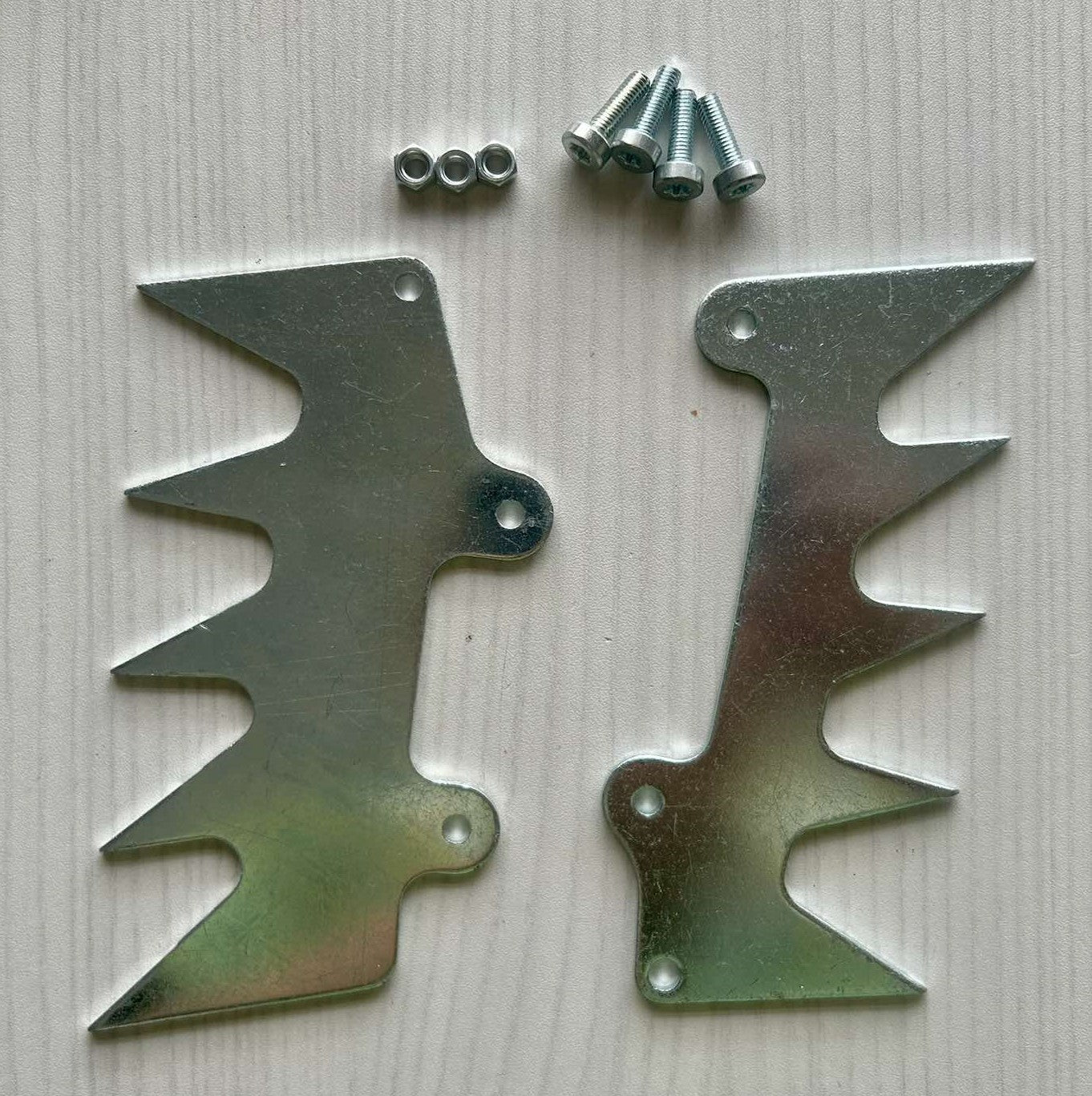 Bumper Spike Set For Stihl 024, 026, 028, 034, 036, MS240, MS260, MS380 & more
